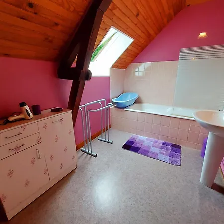 Holiday home Lusacheres *