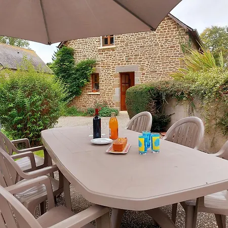 Lusacheres Holiday home *